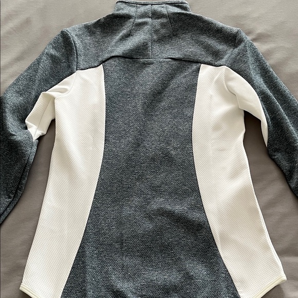 Nike Dri-Fit top - Picture 5 of 10